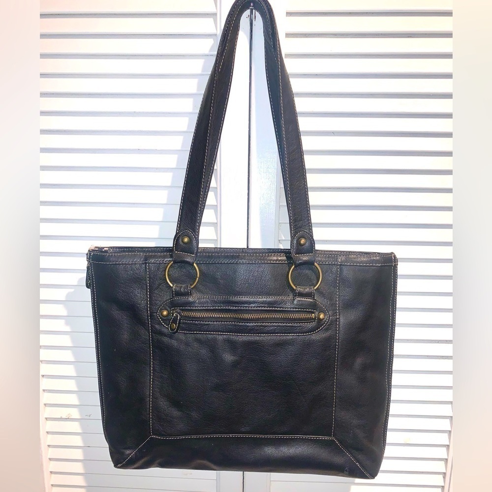 Buxton Genuine Leather Black laptop expandable bag 17 1/2” X 13”